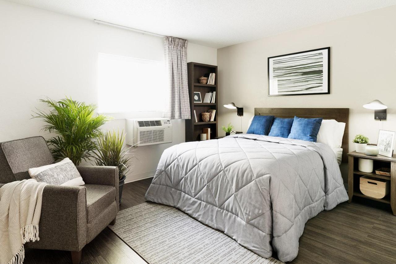 Intown Suites Extended Stay Louisville Ky - Airport Екстериор снимка